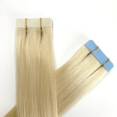 18 mois de vie Crème indienne ondulée de cheveux humains Entraînements de cheveux avec des rubans durables