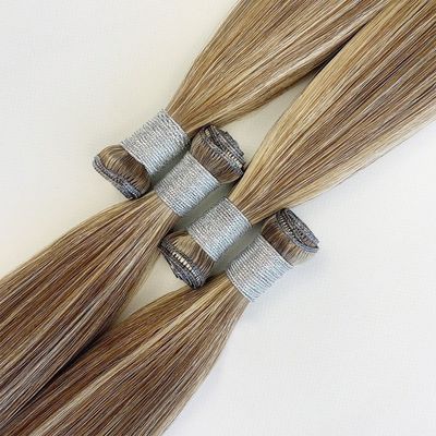 Russes hétérosexuels, minces, invisibles, génie, tissu de cheveux, extensions de cheveux, cheveux humains à double traction.