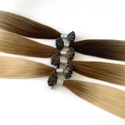 Fournir des cheveux à pointe plate teintés à bon marché avec 50,00cm * 8,00cm * 3,00cm Taille du paquet
